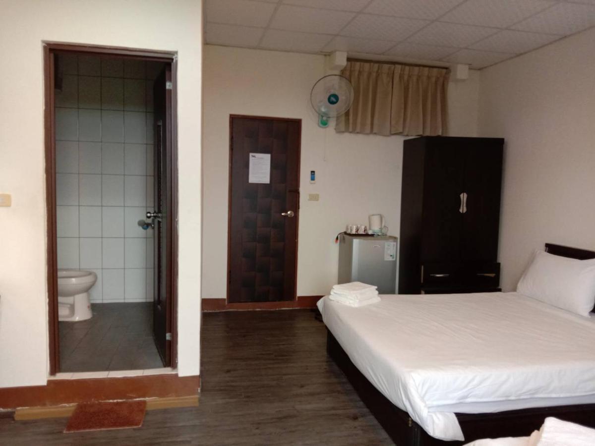 Malaya Guest House Budai Екстер'єр фото