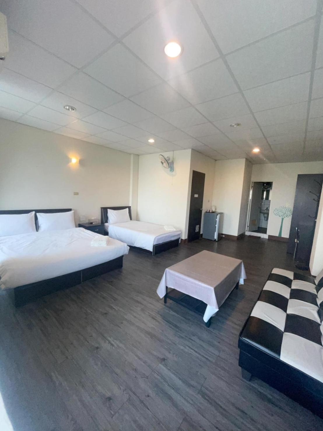 Malaya Guest House Budai Екстер'єр фото