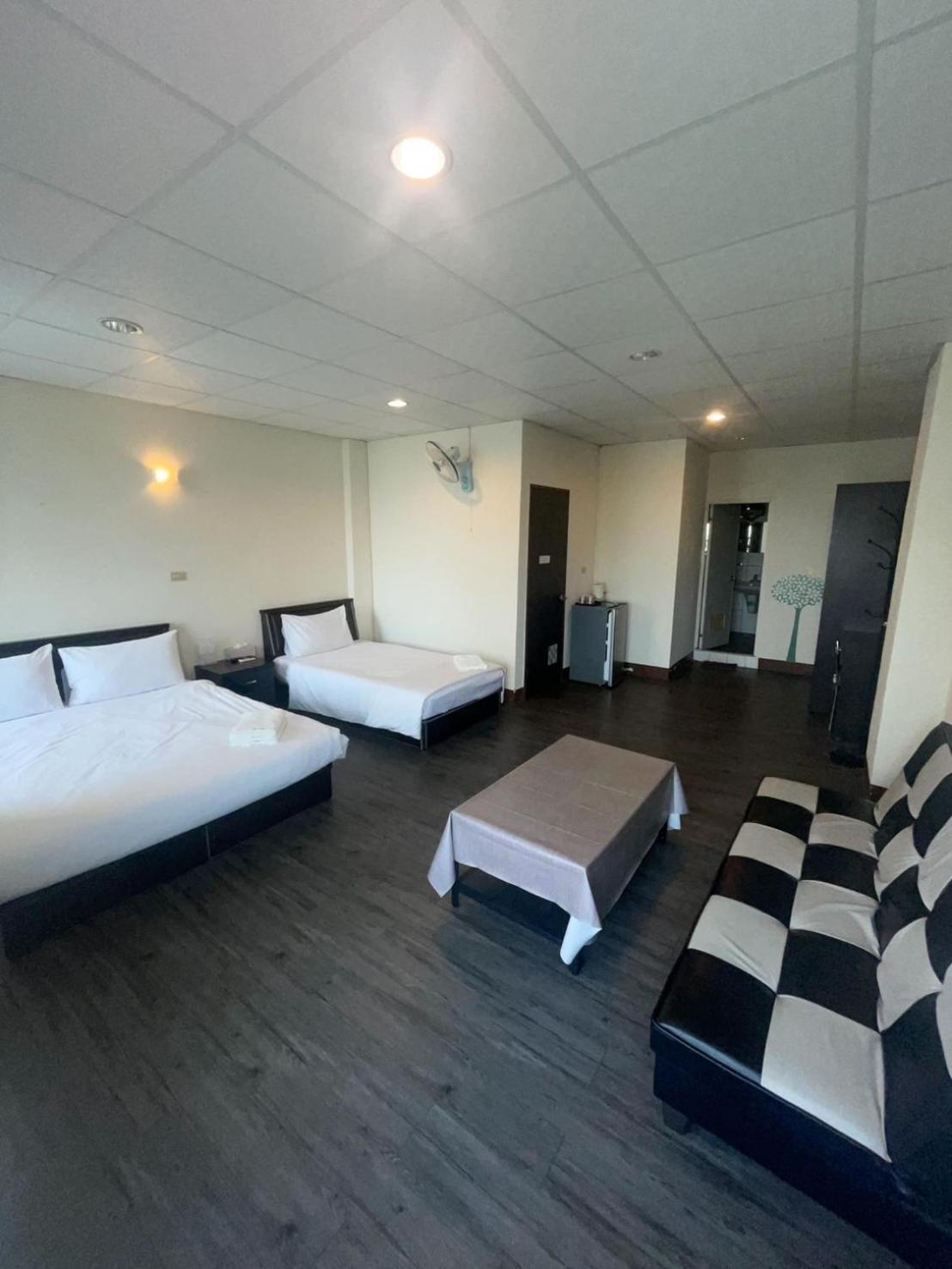 Malaya Guest House Budai Екстер'єр фото