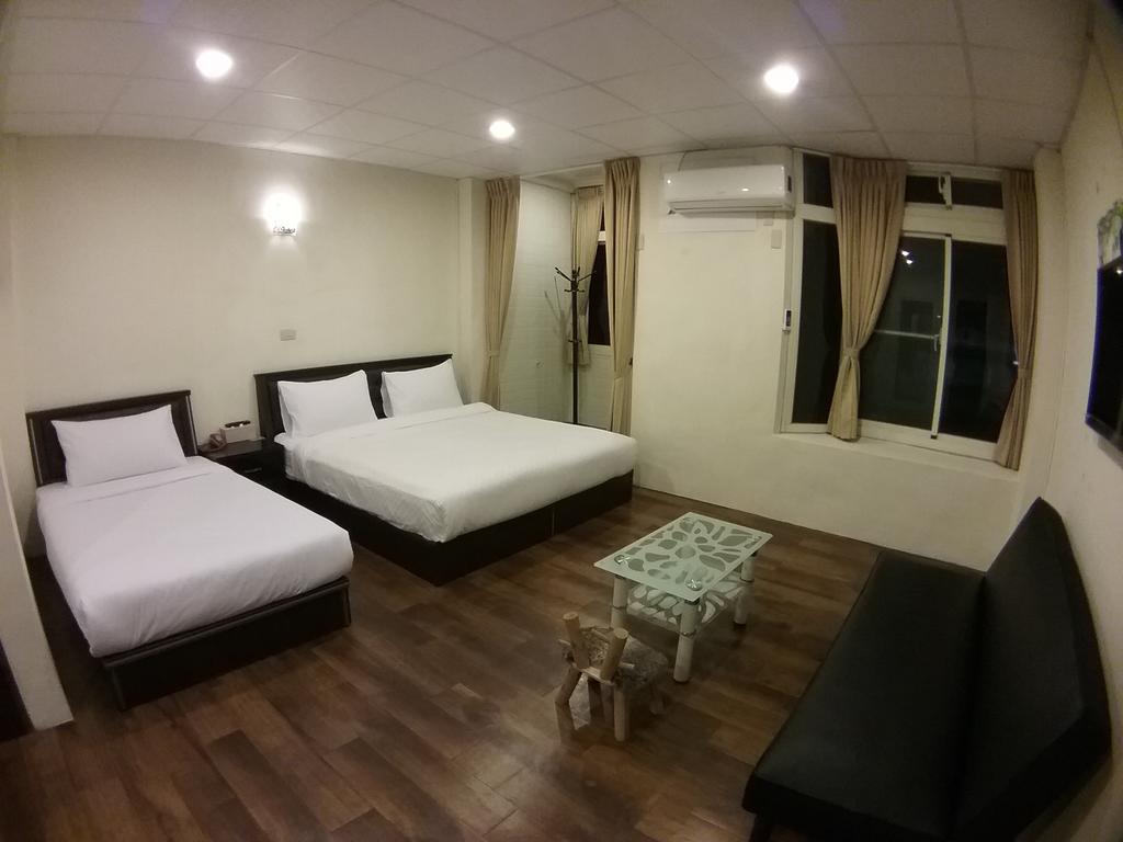 Malaya Guest House Budai Екстер'єр фото
