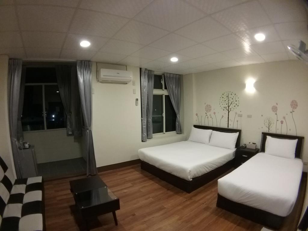 Malaya Guest House Budai Екстер'єр фото