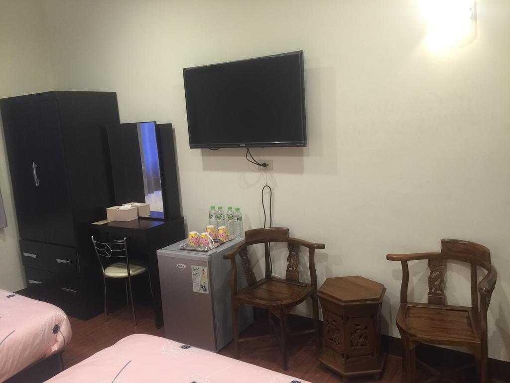 Malaya Guest House Budai Екстер'єр фото