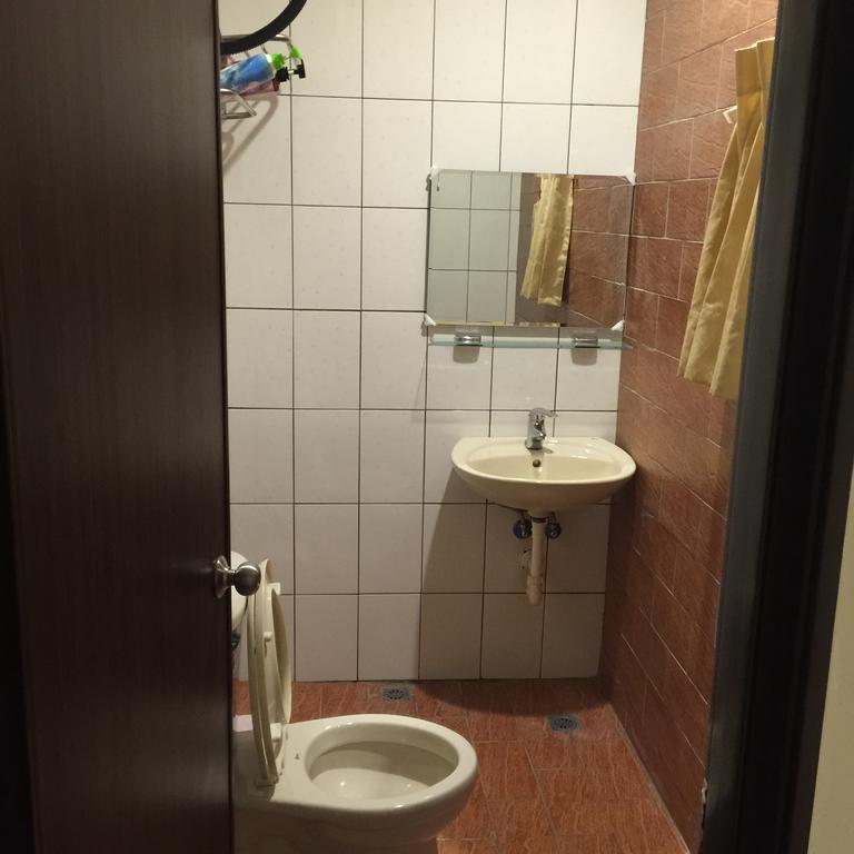 Malaya Guest House Budai Екстер'єр фото