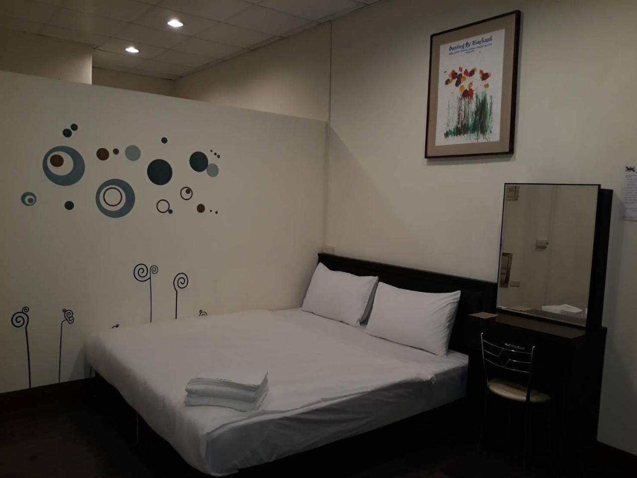 Malaya Guest House Budai Екстер'єр фото